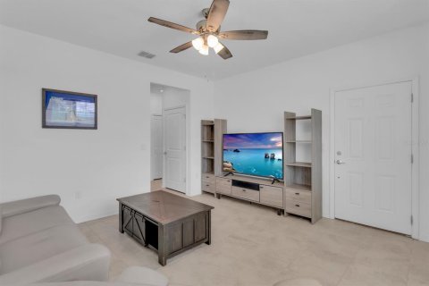 Villa ou maison à vendre à Kissimmee, Floride: 4 chambres, 196.49 m2 № 2345496 - photo 27