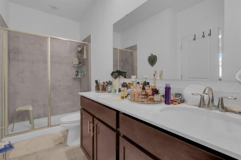 Villa ou maison à vendre à Kissimmee, Floride: 4 chambres, 196.49 m2 № 2345496 - photo 17