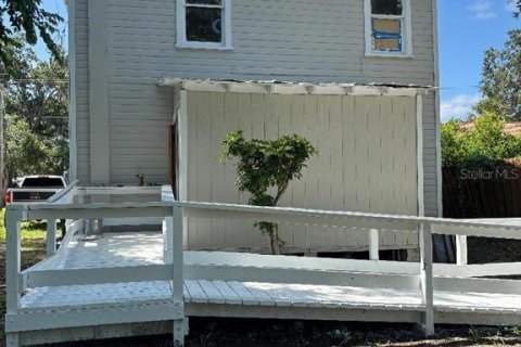 Commercial property in New Smyrna Beach, Florida 3 bedrooms, 133.78 sq.m. № 1837816 - photo 9