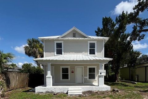 Commercial property in New Smyrna Beach, Florida 3 bedrooms, 133.78 sq.m. № 1837816 - photo 2