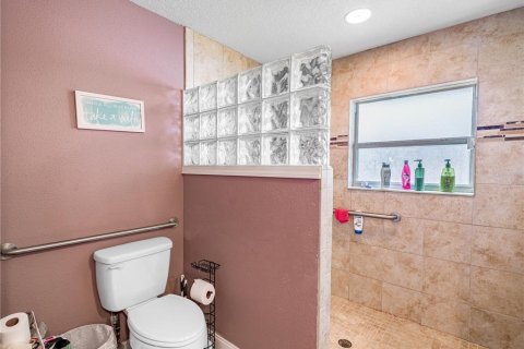 House in Lakeland, Florida 3 bedrooms, 213.49 sq.m. № 1286089 - photo 25