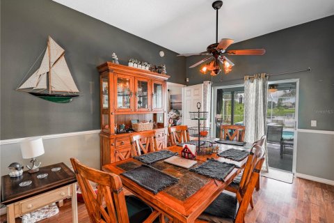 House in Lakeland, Florida 3 bedrooms, 213.49 sq.m. № 1286089 - photo 7