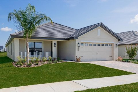 House in Auburndale, Florida 3 bedrooms, 183.02 sq.m. № 1527004 - photo 3
