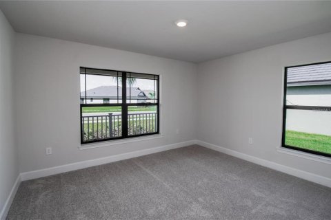 House in Auburndale, Florida 3 bedrooms, 183.02 sq.m. № 1527004 - photo 19