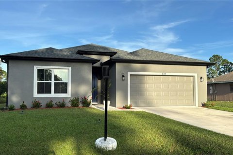House in Palm Bay, Florida 4 bedrooms, 194.82 sq.m. № 2352491