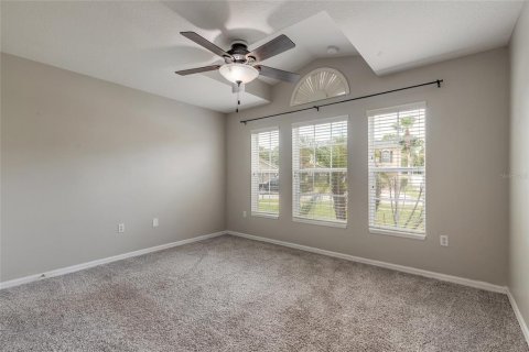 House in Port Orange, Florida 4 bedrooms, 174.1 sq.m. № 2148147 - photo 24