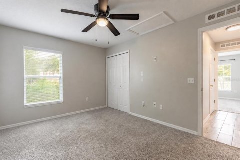 House in Port Orange, Florida 4 bedrooms, 174.1 sq.m. № 2148147 - photo 21