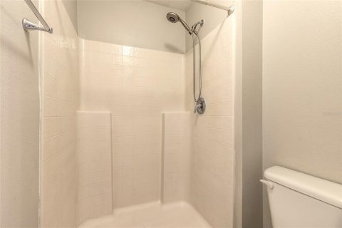 House in Port Orange, Florida 4 bedrooms, 174.1 sq.m. № 2148147 - photo 16