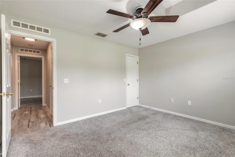 House in Port Orange, Florida 4 bedrooms, 174.1 sq.m. № 2148147 - photo 25