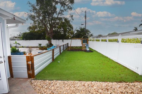 Casa en venta en Bradenton, Florida, 3 dormitorios, 148.46 m2 № 1527133 - foto 25