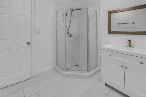 House in Winter Park, Florida 6 bedrooms, 292.18 sq.m. № 2115557 - photo 30