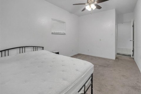 House in Winter Park, Florida 6 bedrooms, 292.18 sq.m. № 2115557 - photo 24
