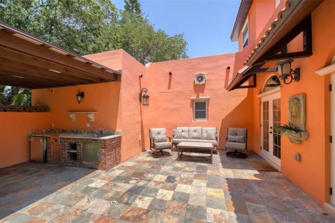 House in Sarasota, Florida 3 bedrooms, 261.43 sq.m. № 252598 - photo 8