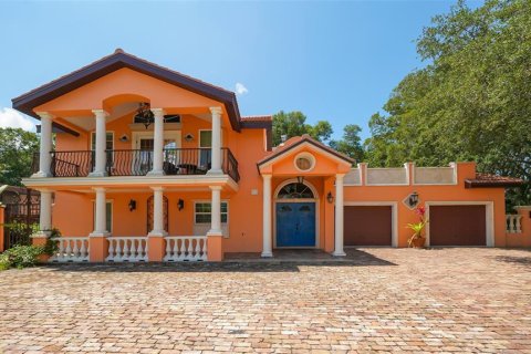 House in Sarasota, Florida 3 bedrooms, 261.43 sq.m. № 252598 - photo 3