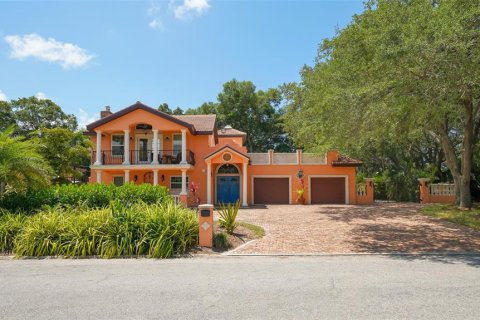 House in Sarasota, Florida 3 bedrooms, 261.43 sq.m. № 252598 - photo 1