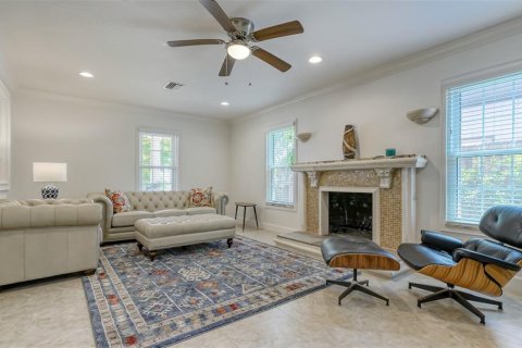 House in Sarasota, Florida 3 bedrooms, 261.43 sq.m. № 252598 - photo 12