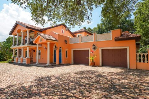 House in Sarasota, Florida 3 bedrooms, 261.43 sq.m. № 252598 - photo 2