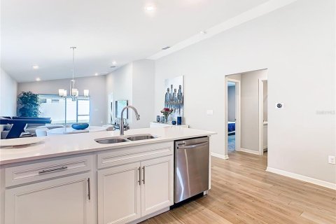 Casa en alquiler en Davenport, Florida, 3 dormitorios, 139.91 m2 № 1918611 - foto 12