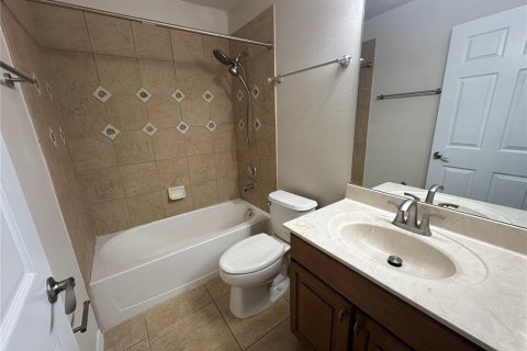 Villa ou maison à louer à Windermere, Floride: 5 chambres, 284.65 m2 № 2391285 - photo 13