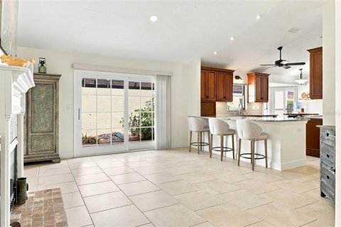 Casa en venta en Sarasota, Florida, 3 dormitorios, 184.78 m2 № 2386110 - foto 14