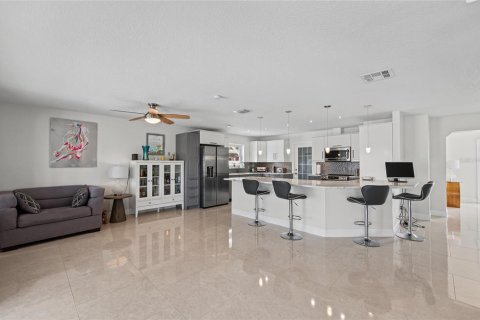 Villa ou maison à vendre à Madeira Beach, Floride: 3 chambres, 203.83 m2 № 2398821 - photo 30