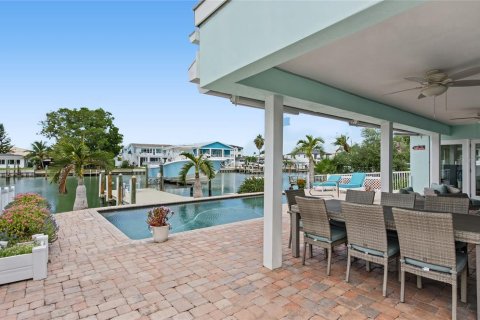 Villa ou maison à vendre à Madeira Beach, Floride: 3 chambres, 203.83 m2 № 2398821 - photo 14