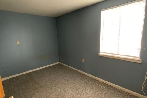 Immobilier commercial à vendre à Winter Haven, Floride: 4 chambres, 348.66 m2 № 2227783 - photo 10