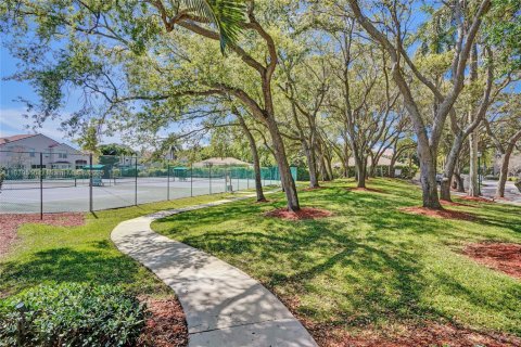 House in Hollywood, Florida 3 bedrooms, 153.1 sq.m. № 1828301 - photo 5