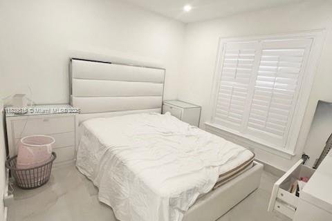 House in Hollywood, Florida 3 bedrooms, 153.1 sq.m. № 1828301 - photo 11