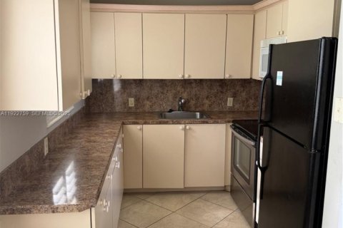 Condo in Boca Raton, Florida, 2 bedrooms  № 1987811 - photo 4