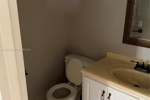 Condo in Boca Raton, Florida, 2 bedrooms  № 1987811 - photo 9