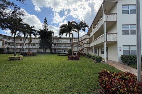 Condo in Boca Raton, Florida, 2 bedrooms  № 1987811