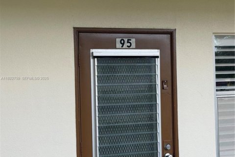 Condo in Boca Raton, Florida, 2 bedrooms  № 1987811 - photo 2