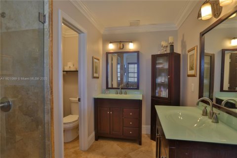 House in Homestead, Florida 4 bedrooms, 209.59 sq.m. № 1782034 - photo 11
