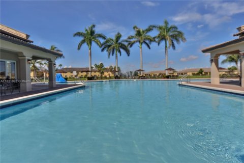 House in Homestead, Florida 4 bedrooms, 209.59 sq.m. № 1782034 - photo 18