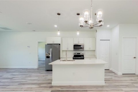 House in Ocala, Florida 4 bedrooms, 173.26 sq.m. № 1805150 - photo 5