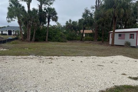 Villa ou maison à vendre à Port Charlotte, Floride: 3 chambres, 138.42 m2 № 1580574 - photo 2