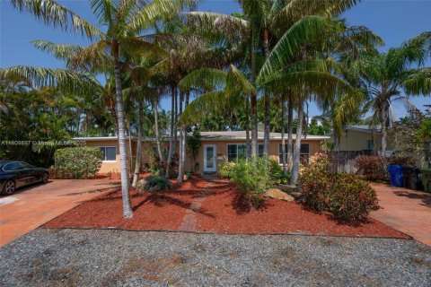 Immobilier commercial à vendre à Fort Lauderdale, Floride: 205.31 m2 № 1756862 - photo 1