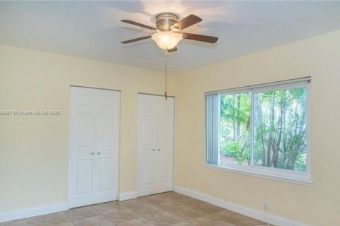 Immobilier commercial à vendre à Fort Lauderdale, Floride: 205.31 m2 № 1756862 - photo 15