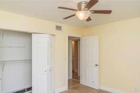 Immobilier commercial à vendre à Fort Lauderdale, Floride: 205.31 m2 № 1756862 - photo 21