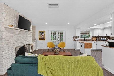 Casa en venta en Altamonte Springs, Florida, 4 dormitorios, 214.79 m2 № 2144566 - foto 23