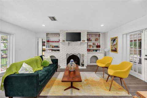 Casa en venta en Altamonte Springs, Florida, 4 dormitorios, 214.79 m2 № 2144566 - foto 19