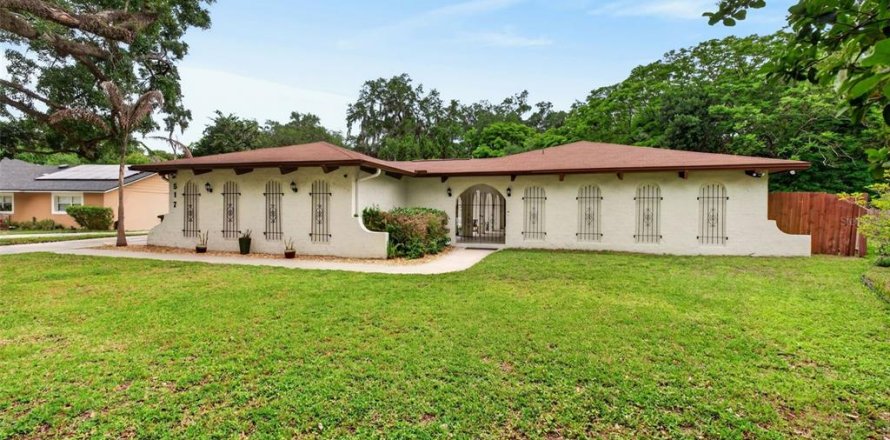 Casa en Altamonte Springs, Florida 4 dormitorios, 214.79 m2 № 2144566