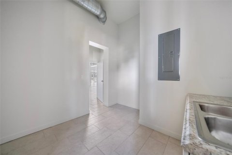 Propiedad comercial en venta en Osprey, Florida, 214.98 m2 № 1767259 - foto 19