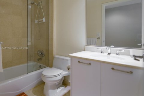 Copropriété à louer à Hollywood, Floride: 2 chambres, 161 m2 № 2252551 - photo 27