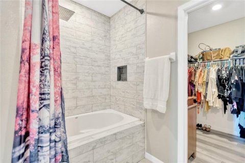 Casa en venta en Apollo Beach, Florida, 5 dormitorios, 269.04 m2 № 2167573 - foto 24
