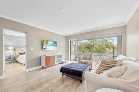 Купить кондоминиум в Форт-Лодердейл, Флорида 2 спальни, 92.9м2, № 1976339 - фото 20