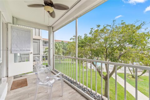 Купить кондоминиум в Форт-Лодердейл, Флорида 2 спальни, 92.9м2, № 1976339 - фото 21