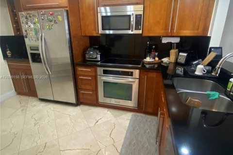 Copropriété à louer à Miami, Floride: 1 chambre, 77.67 m2 № 2386844 - photo 3