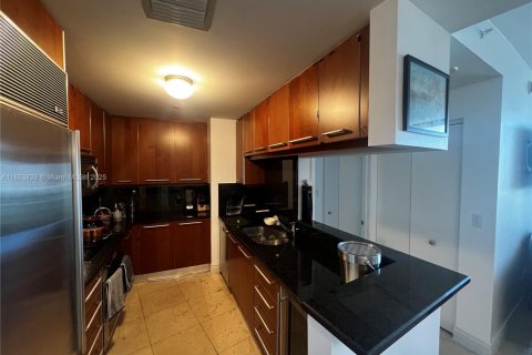 Condominio en alquiler en Miami, Florida, 1 dormitorio, 95.78 m2 № 1961621 - foto 8